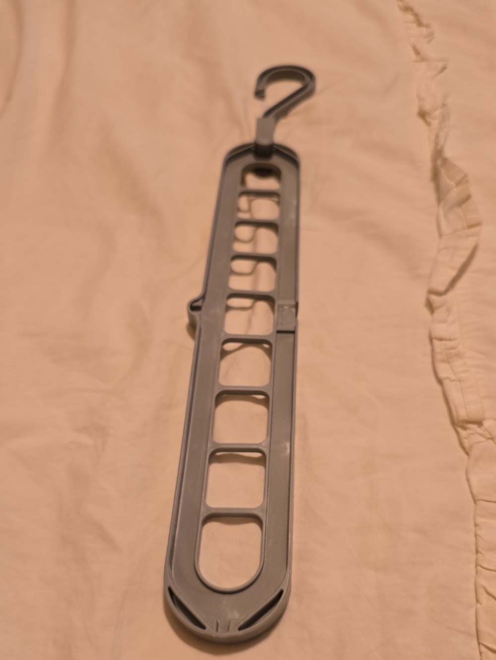 Men's Pants Hanger/Organizer Holds 9 Pairs Of Pants. Maximizes Closet Space. NWT